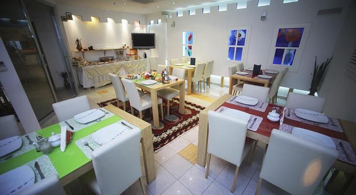 Hotel Safir