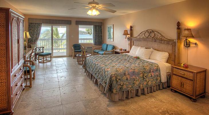 Tamarind Reef Resort