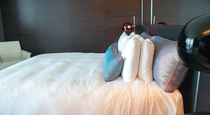 Palms Place Hotel And Spa