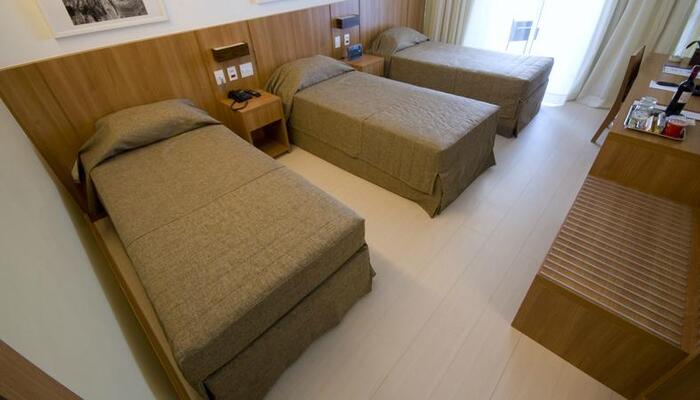 Riale Brisa Barra Hotel