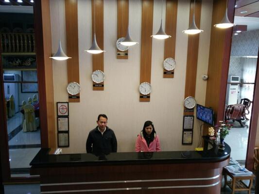 Nylon Hotel
