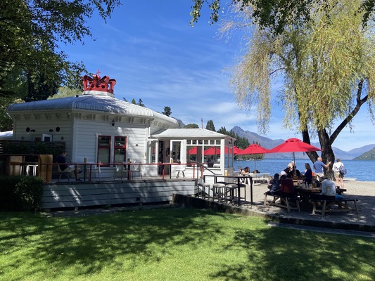 The Bathhouse Cafe, Bar and Restaurant