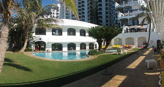 Cabana Beach Resort