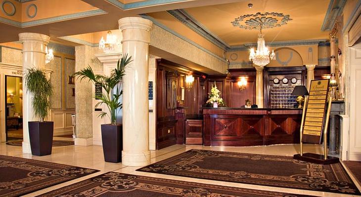 Buswells Hotel