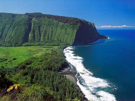 Waipio Valley Lookout