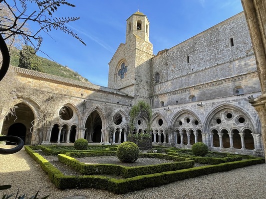 Abbaye De Fontfroide