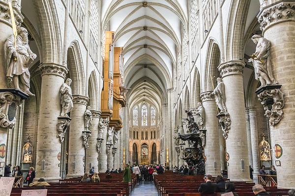 St. Michael and St. Gudula Cathedral (Cathedrale St-Michel et Ste-Gudule)