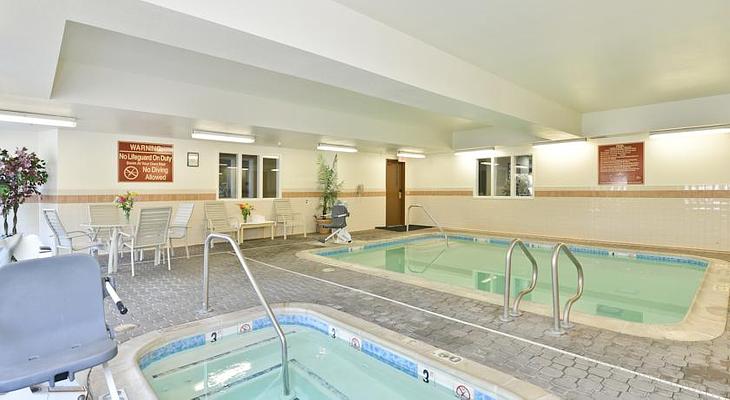 Comfort Inn & Suites Sacramento University Area