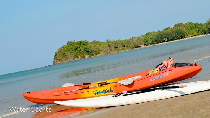 Twin Lotus Resort & Spa