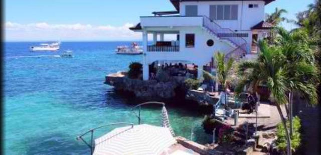 Kon Tiki Marina Suites