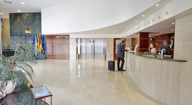 Leonardo Hotel Barcelona Gran Via