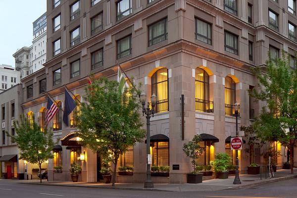 Dossier Hotel