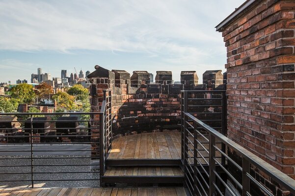 El Moore Lodge & Residences