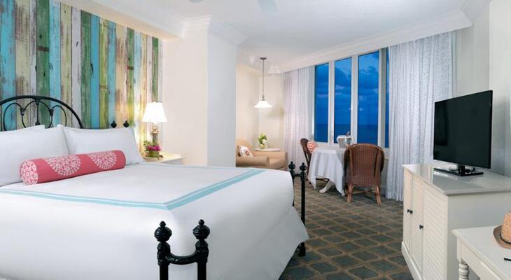Pelican Grand Beach Resort