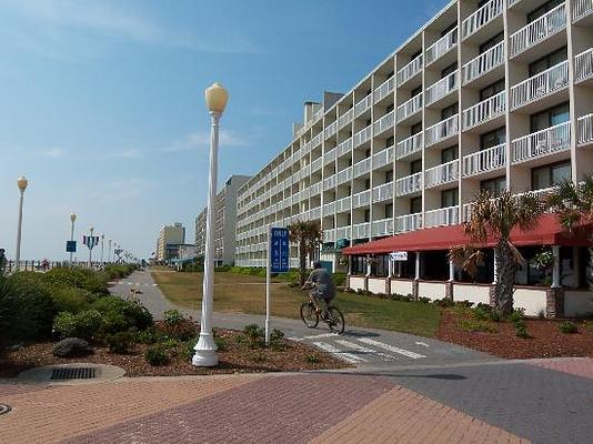 The Oceanfront Inn - Virginia Beach