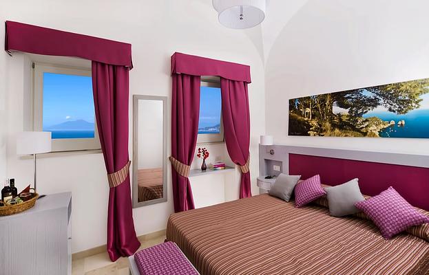 Capri Wine Hotel