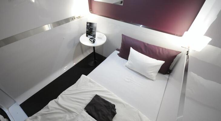 First Cabin Midosuji-Namba