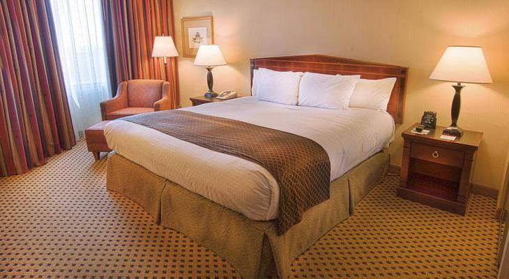 DoubleTree by Hilton Hotel St. Louis - Chesterfield