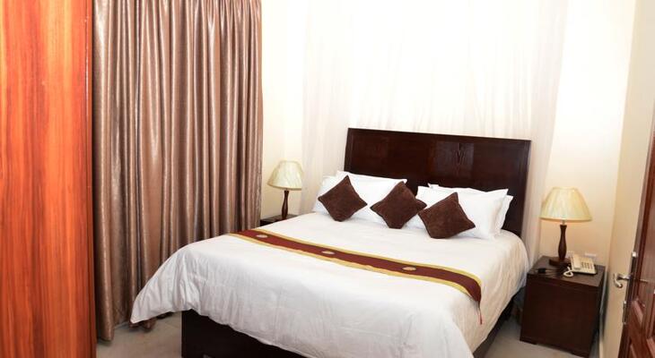 Garr Hotel