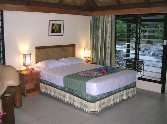 Navini Island Resort