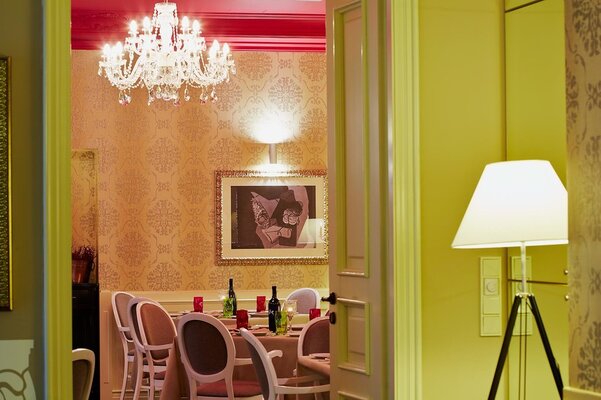 Vintage Boutique Hotel