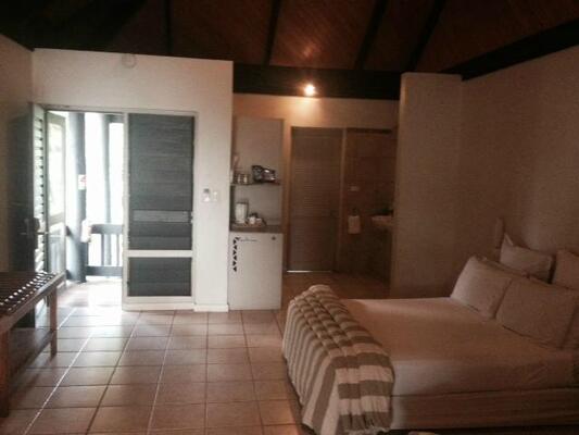 DoubleTree Resort by Hilton Hotel Fiji - Sonaisali Island