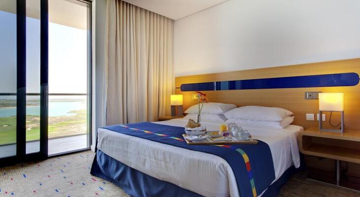 Park Inn by Radisson Abu Dhabi, Yas Island