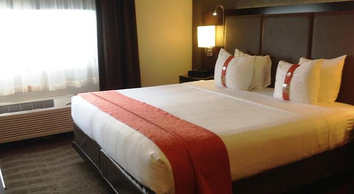 Hampton Inn Newark Airport