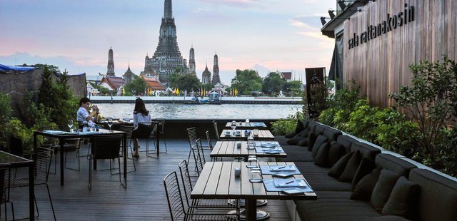 Sala Rattanakosin Eatery And Bar