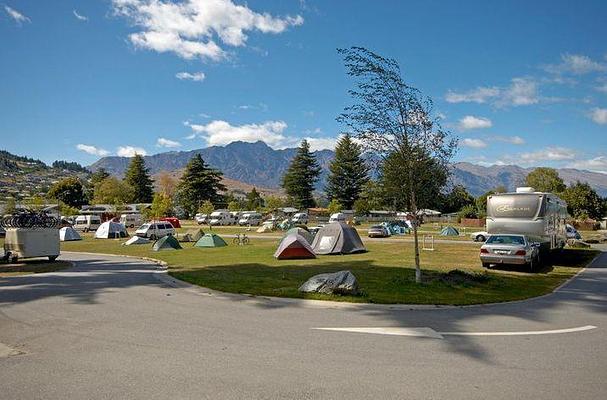 Queenstown Lakeview Holiday Park