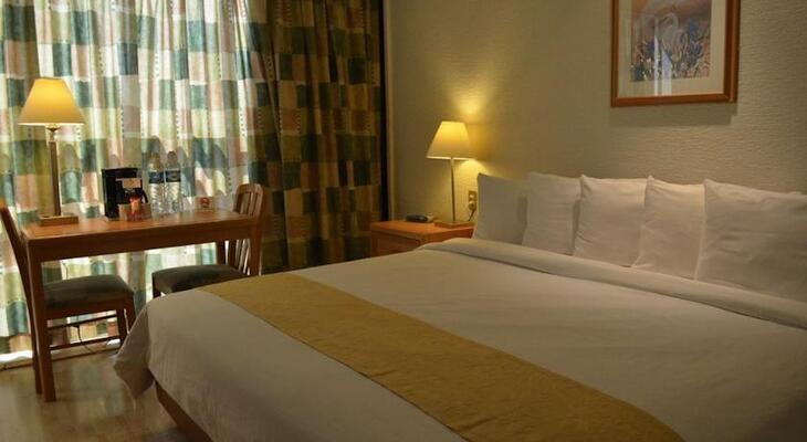 Hotel PF