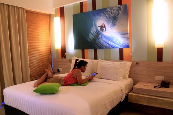 Bliss Surfer Hotel