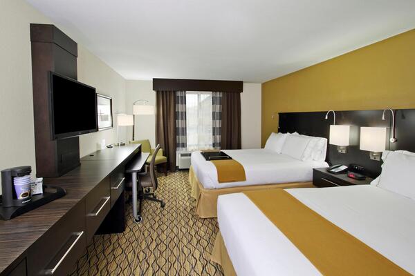 Holiday Inn Express & Suites Colorado Springs-First & Main, an IHG hotel