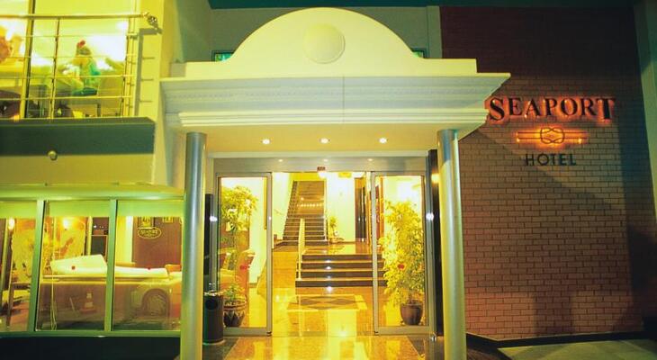 Quattro City Seaport Hotel