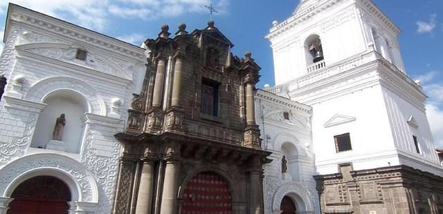 St. Agustin Church (Iglesia de San Agustin)