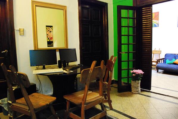 Gaiadhon Hostel