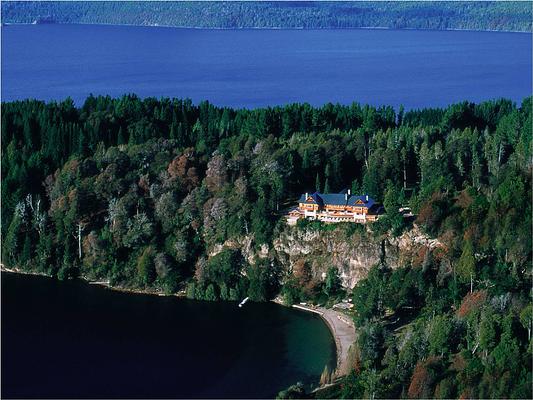 Isla Victoria Lodge