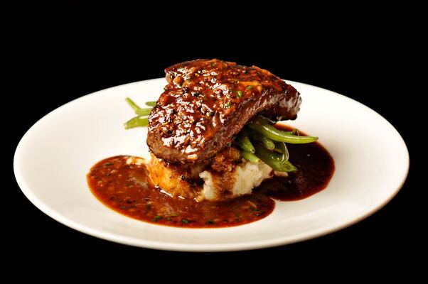 Bistro 821