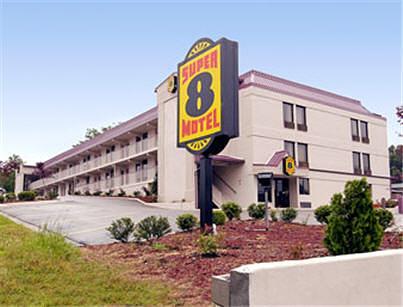 Super 8 by Wyndham Raleigh Downtown South