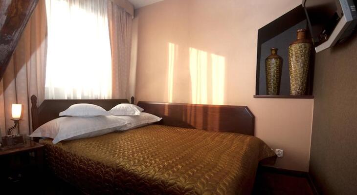 Hotel Ester
