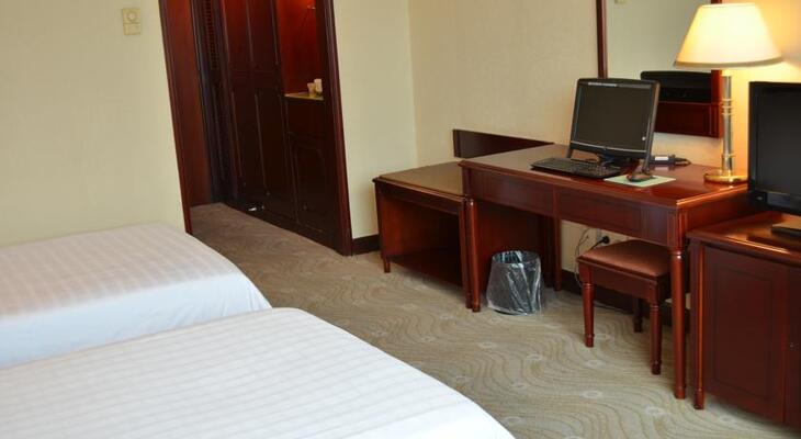 Xiamen Huaqiao Hotel