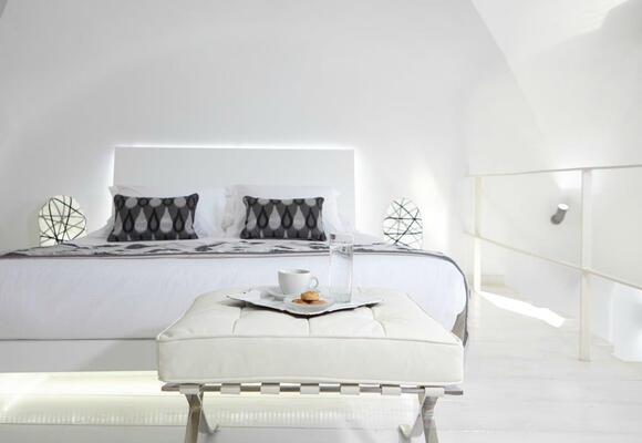 Dreams Luxury Suites