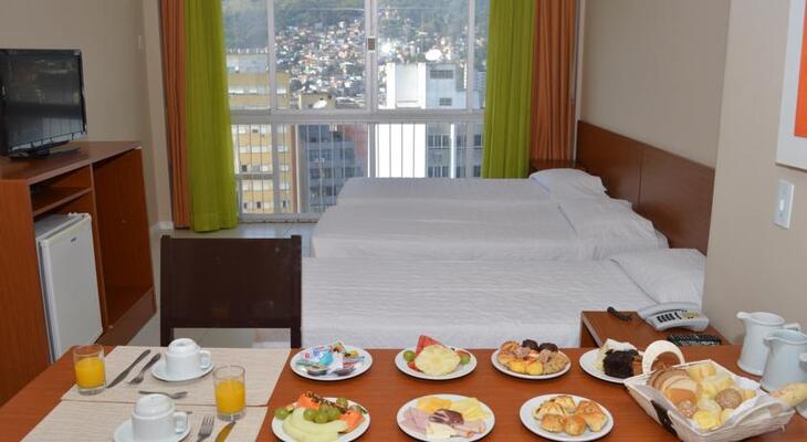 Cecomtur Hotel