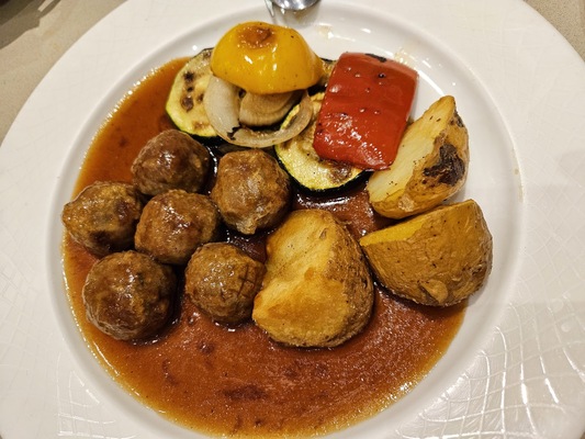 Bodega Restaurante Charolais