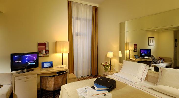 Phi Hotel Bologna