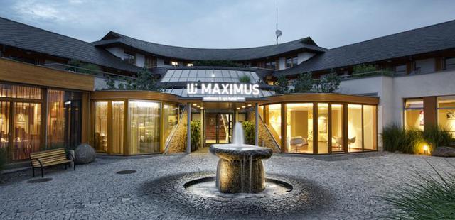Maximus Resort
