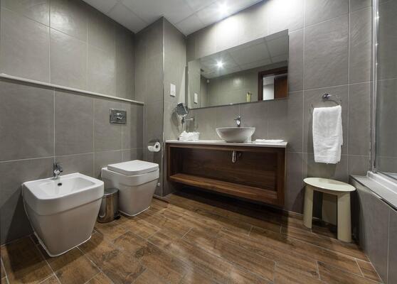 Golden Tulip Vivaldi Hotel