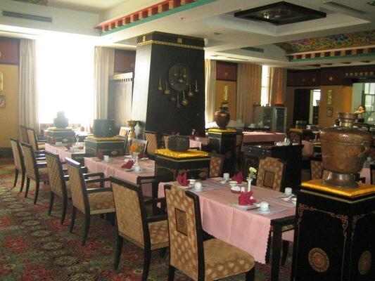 Brahmaputra Grand Hotelhmcc Dia