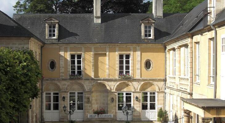 Hotel Tardif Noble Guesthouse