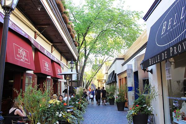 Yorkville Village